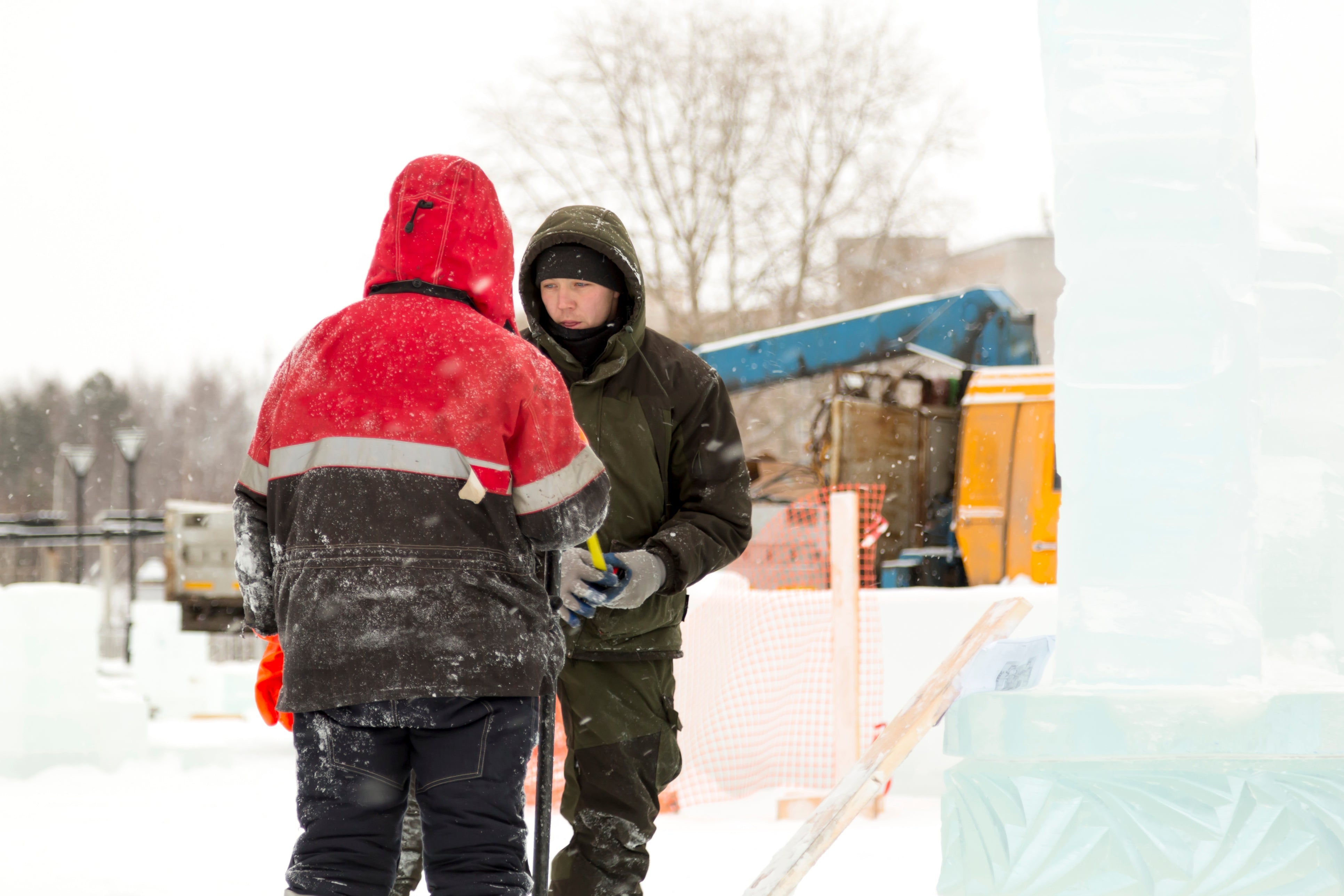 The Crucial Role of Safety Parkas in Winter Construction Work-eSafety Supplies, Inc