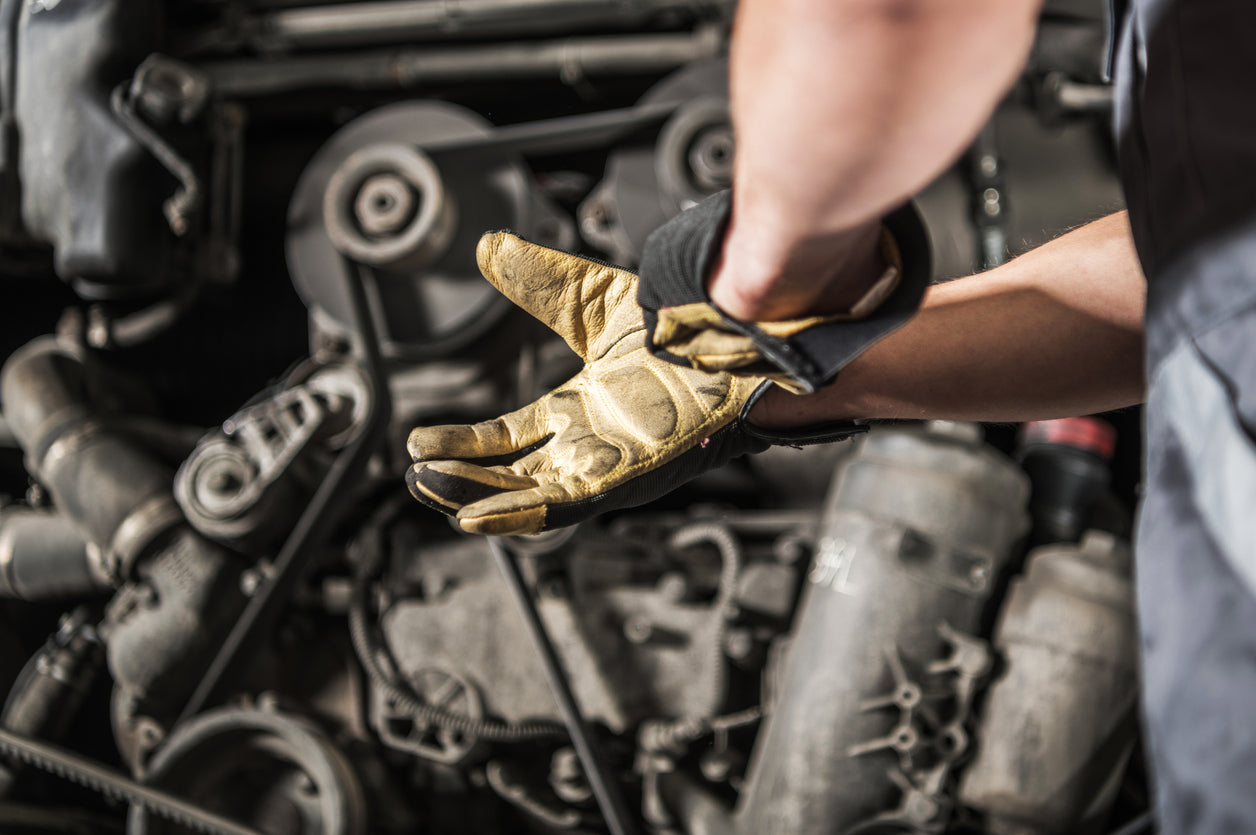 Why Mechanic Gloves Matter: Your Essential Partner for Automotive Jobs