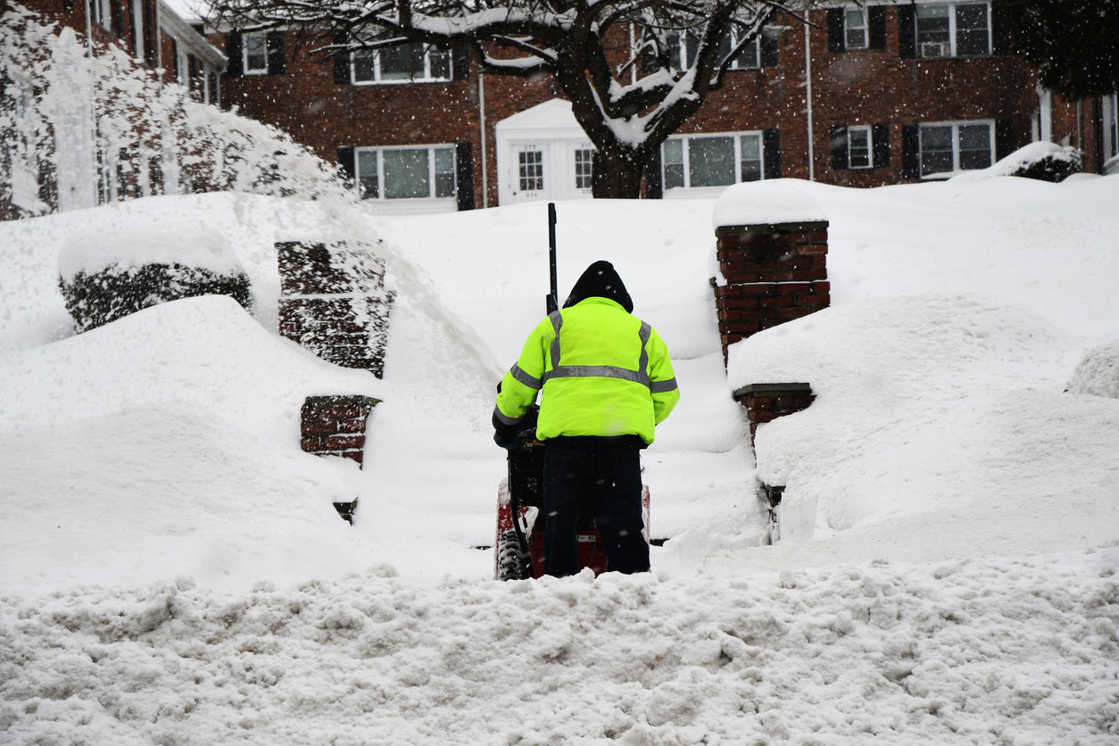 Winter Safety Gear: Keeping Workers Safe in Cold Weather