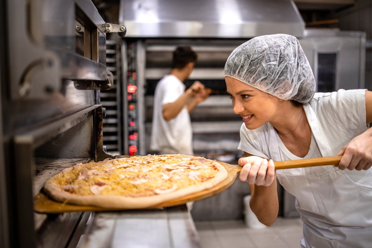 The Importance of Bouffant Caps for Restaurant Workers