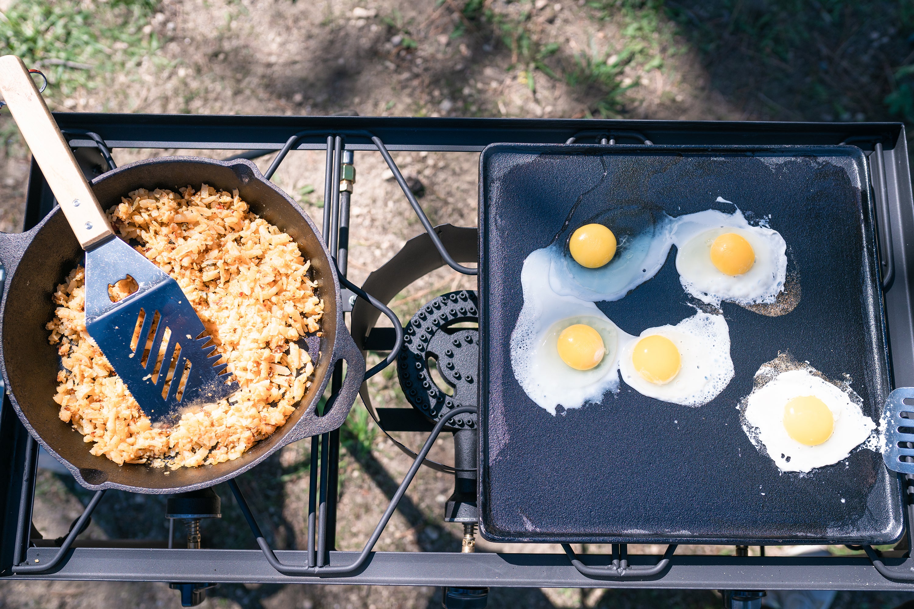 Pre-Seasoned Cast Iron Griddle with Reversible Cooking Surface